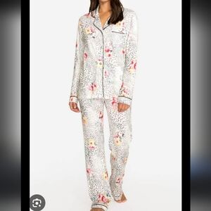 Johnny Was Floral Pajama Set - White and Pink